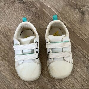 Ten little sneakers low top white toddler little kid size 9.5